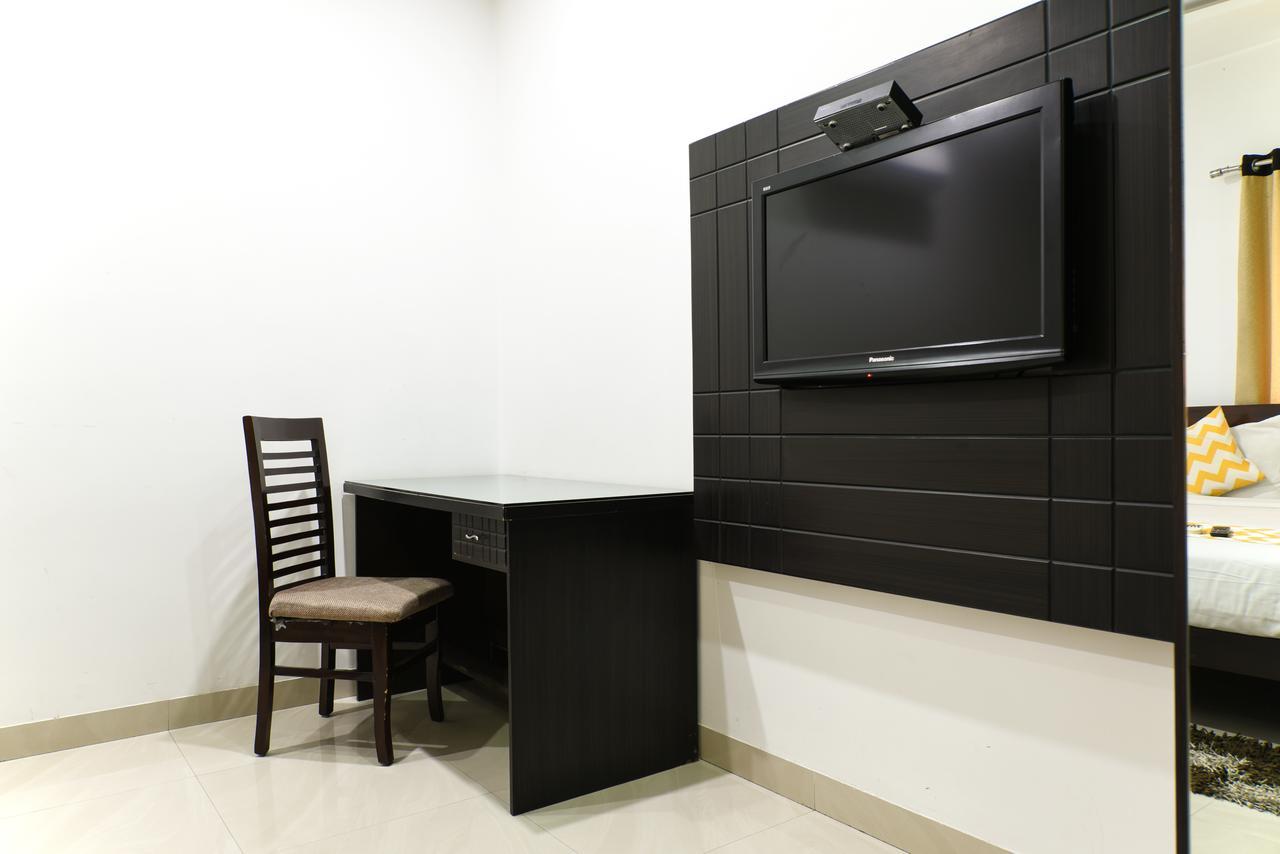 Fabhotel Hill View Jubilee Hills Хидерабад Екстериор снимка
